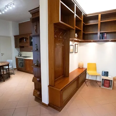 La Dimora Delle Emozioni - Il Fascino Del Centro Storico E L'adrenalina Dell'autodromo Imola