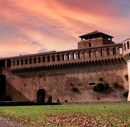 La Dimora Delle Emozioni - Il Fascino Del Centro Storico E L'adrenalina Dell'autodromo * Imola