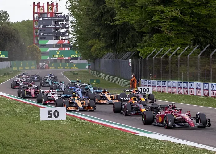 La Dimora Delle Emozioni - Il Fascino Del Centro Storico E L'adrenalina Dell'autodromo * Imola