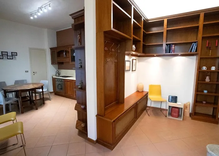 La Dimora Delle Emozioni - Il Fascino Del Centro Storico E L'adrenalina Dell'autodromo Ίμολα